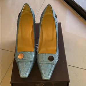 Tods Crocodile Pumps. Blue. Size 8